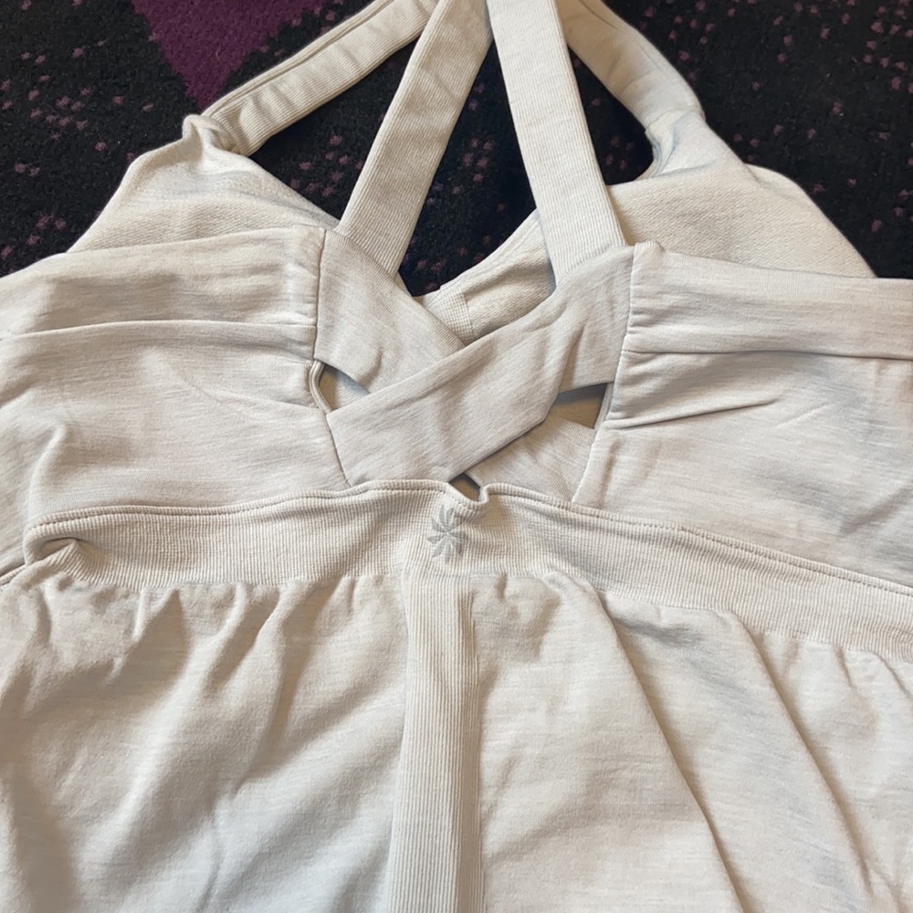 Athleta twist front padded tank New! - Picture 3 of 3